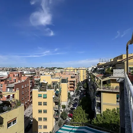 Appartamento Escher's Penthouse On Nomentana Roma