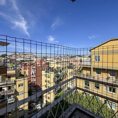 Daire Escher's Penthouse On Nomentana *