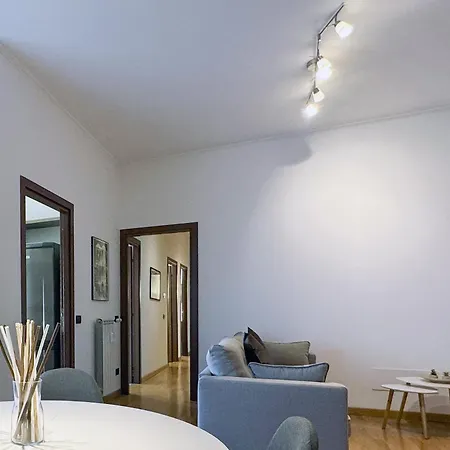 アパート Escher's Penthouse On Nomentana