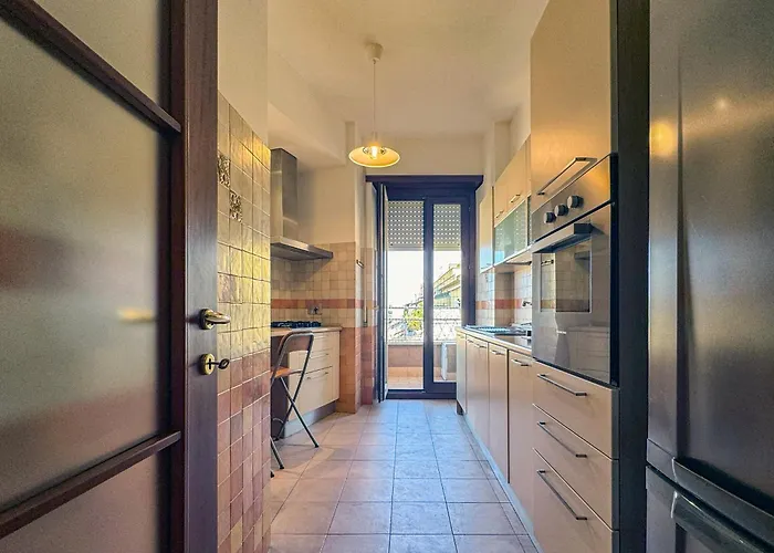 Escher's Penthouse On Nomentana Daire