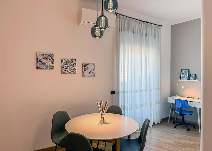 Escher's Penthouse On Nomentana Daire Roma