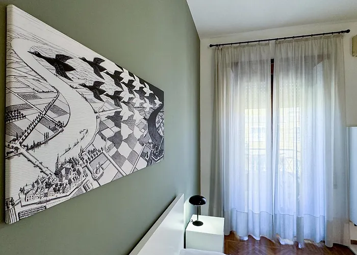 Escher's Penthouse On Nomentana Daire *