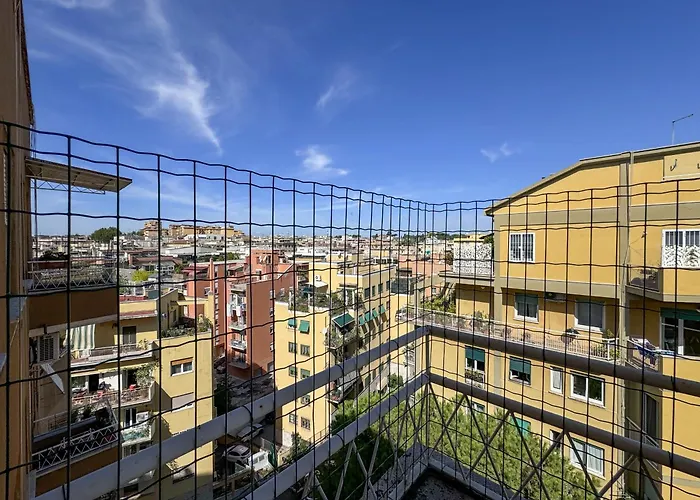 Daire Escher's Penthouse On Nomentana *