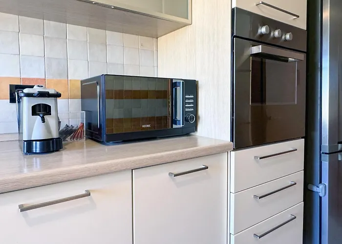 Escher's Penthouse On Nomentana *