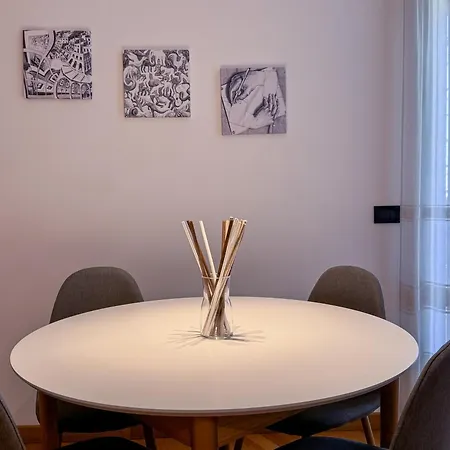 Escher's Penthouse On Nomentana Rzym